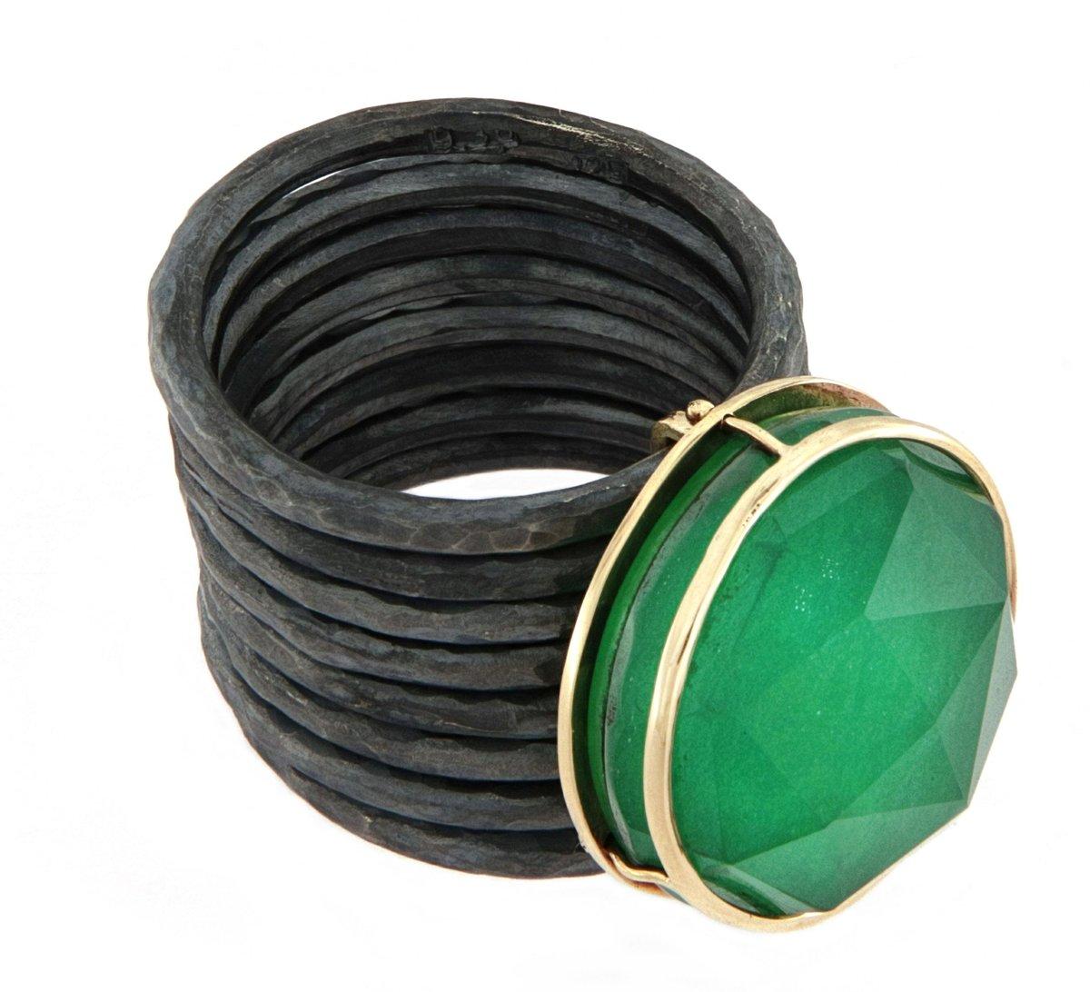 Peculiar Jade Ring