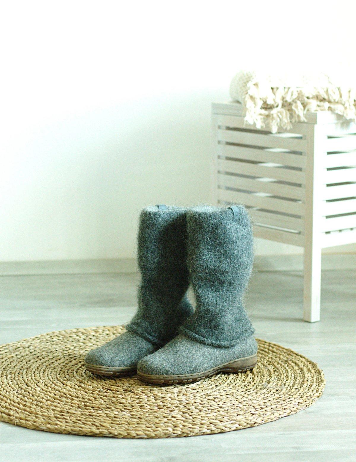 Felted Grey Winter Boots Flavo