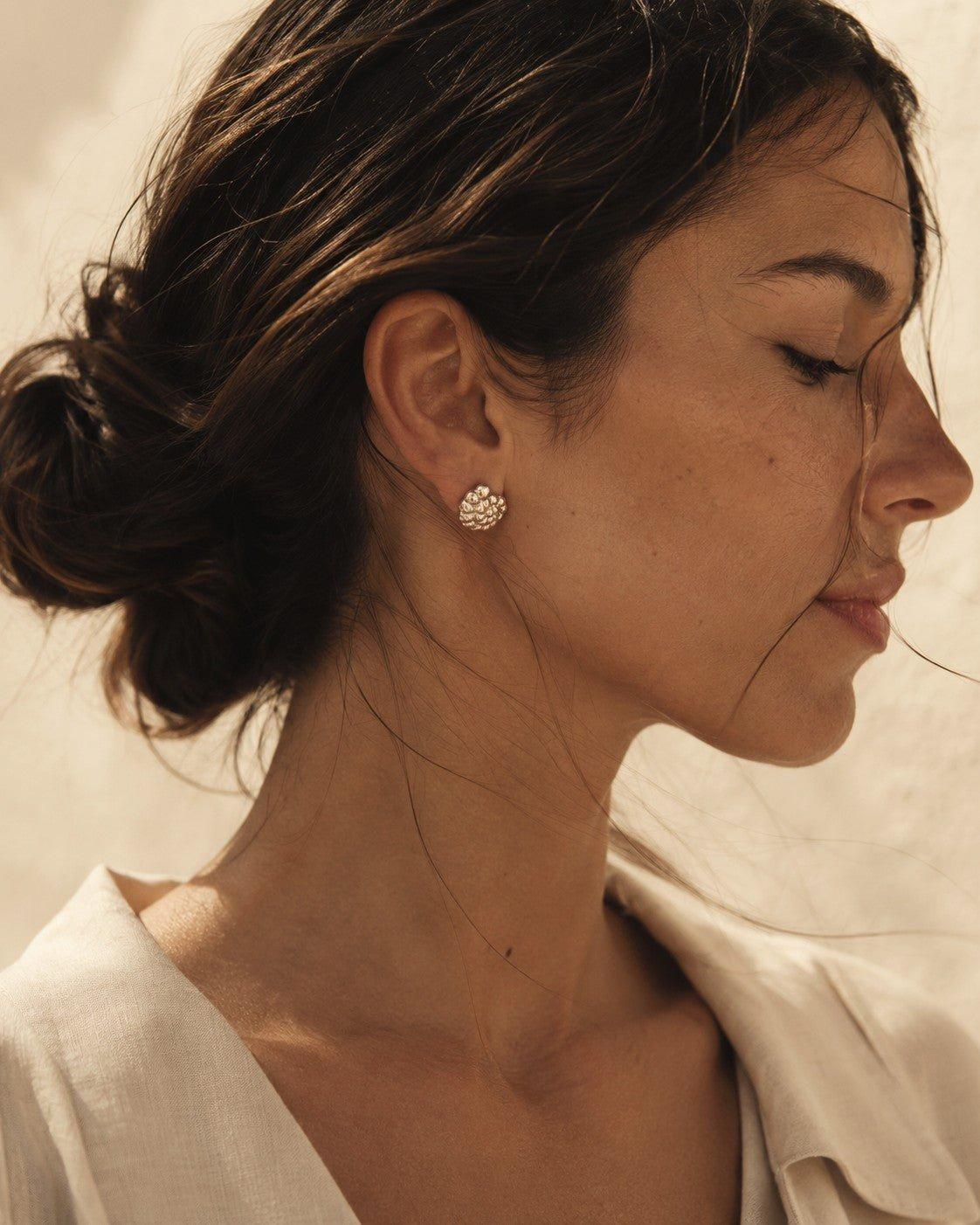 Souvenirs Nautilus Earrings
