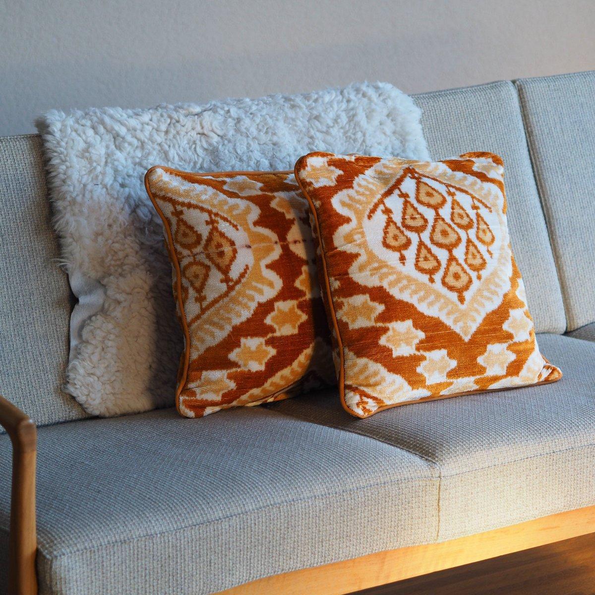 Kuva Silk Velvet Cushion Cover