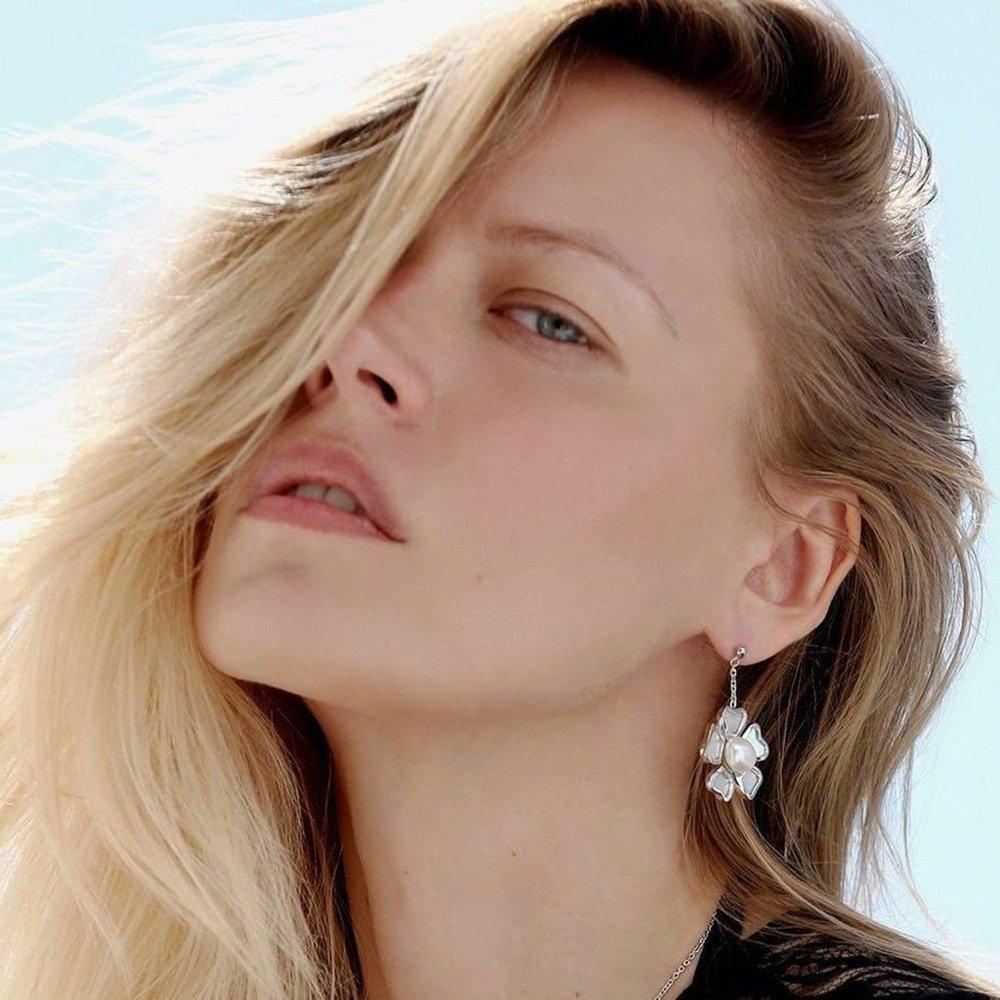 Jeanne Pearl Flower Earrings