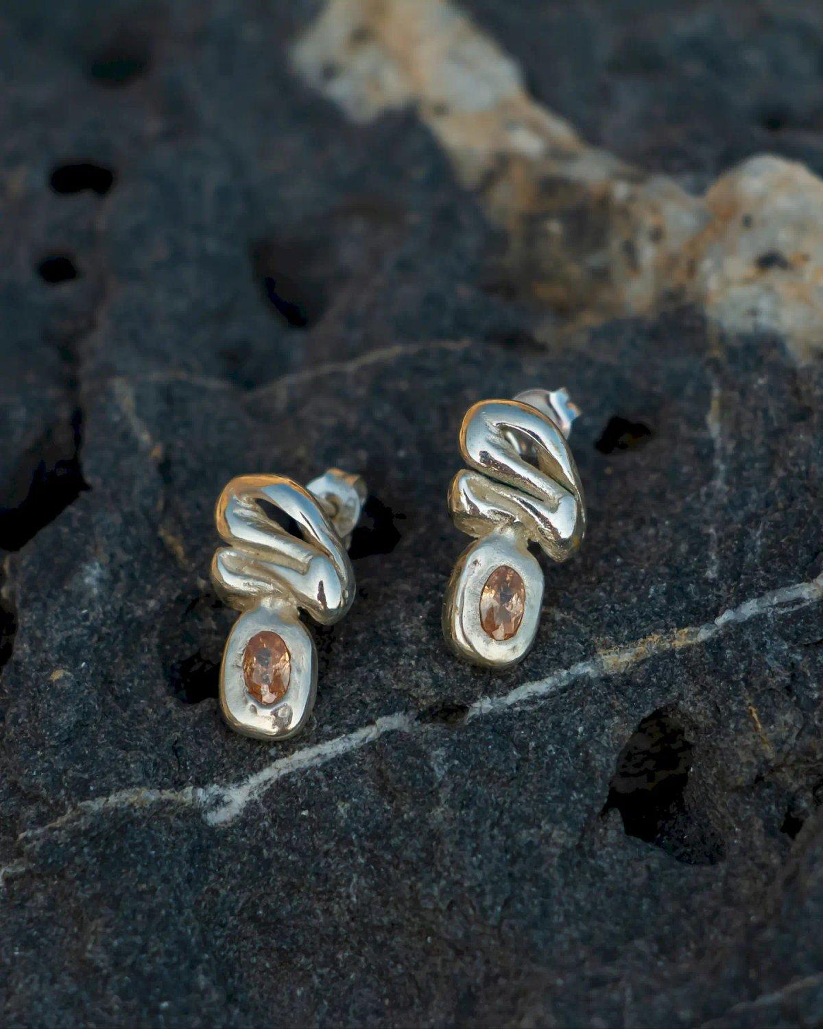 Mini Melted Earrings Champagne