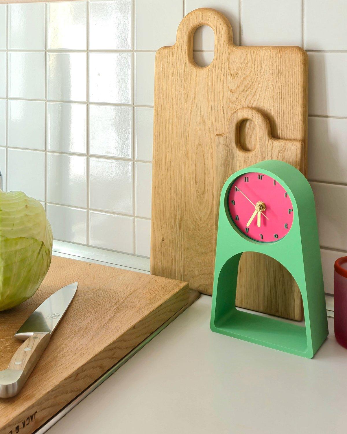 LEIF Table Clock - Grinka