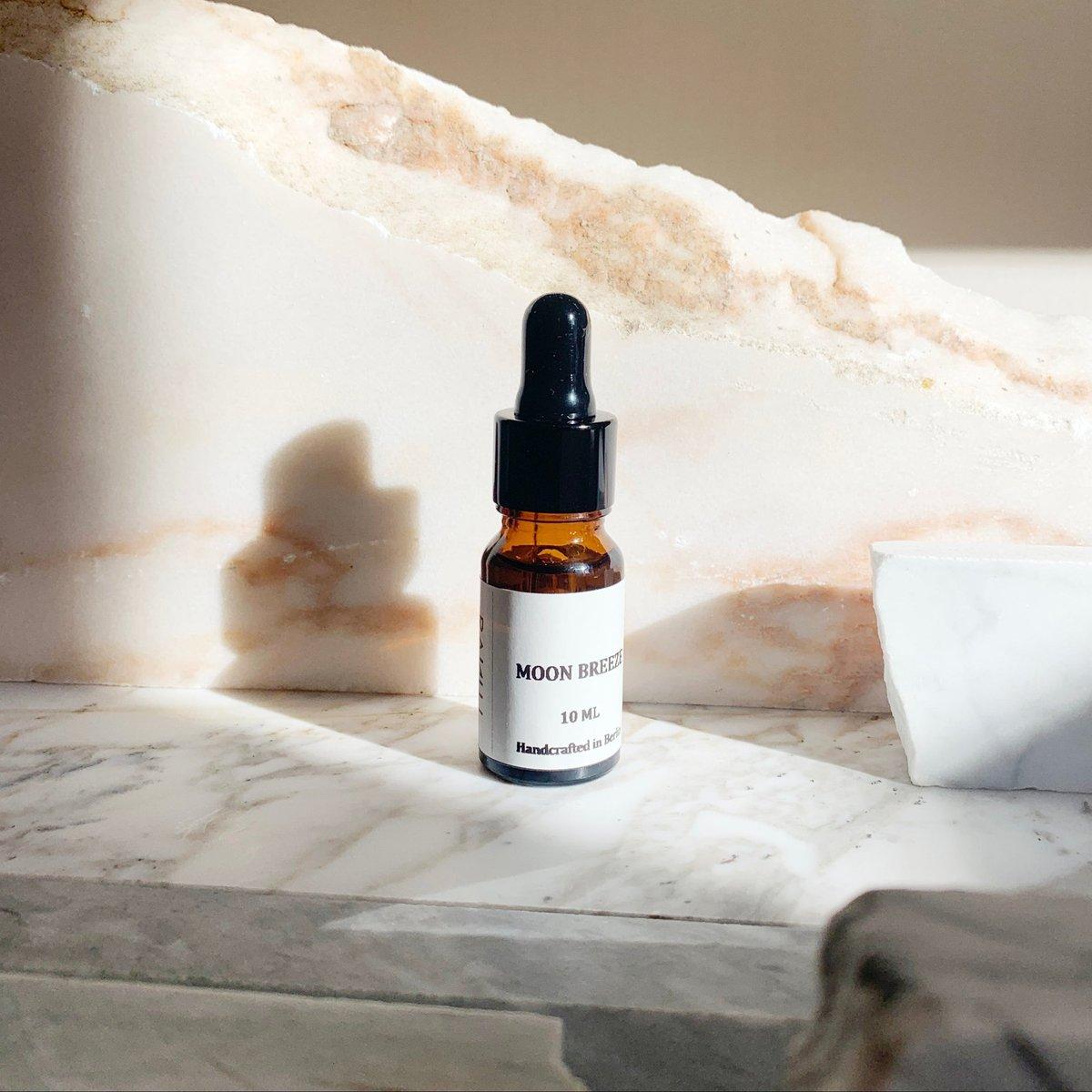 Moon Breeze Essential Oil 10ml