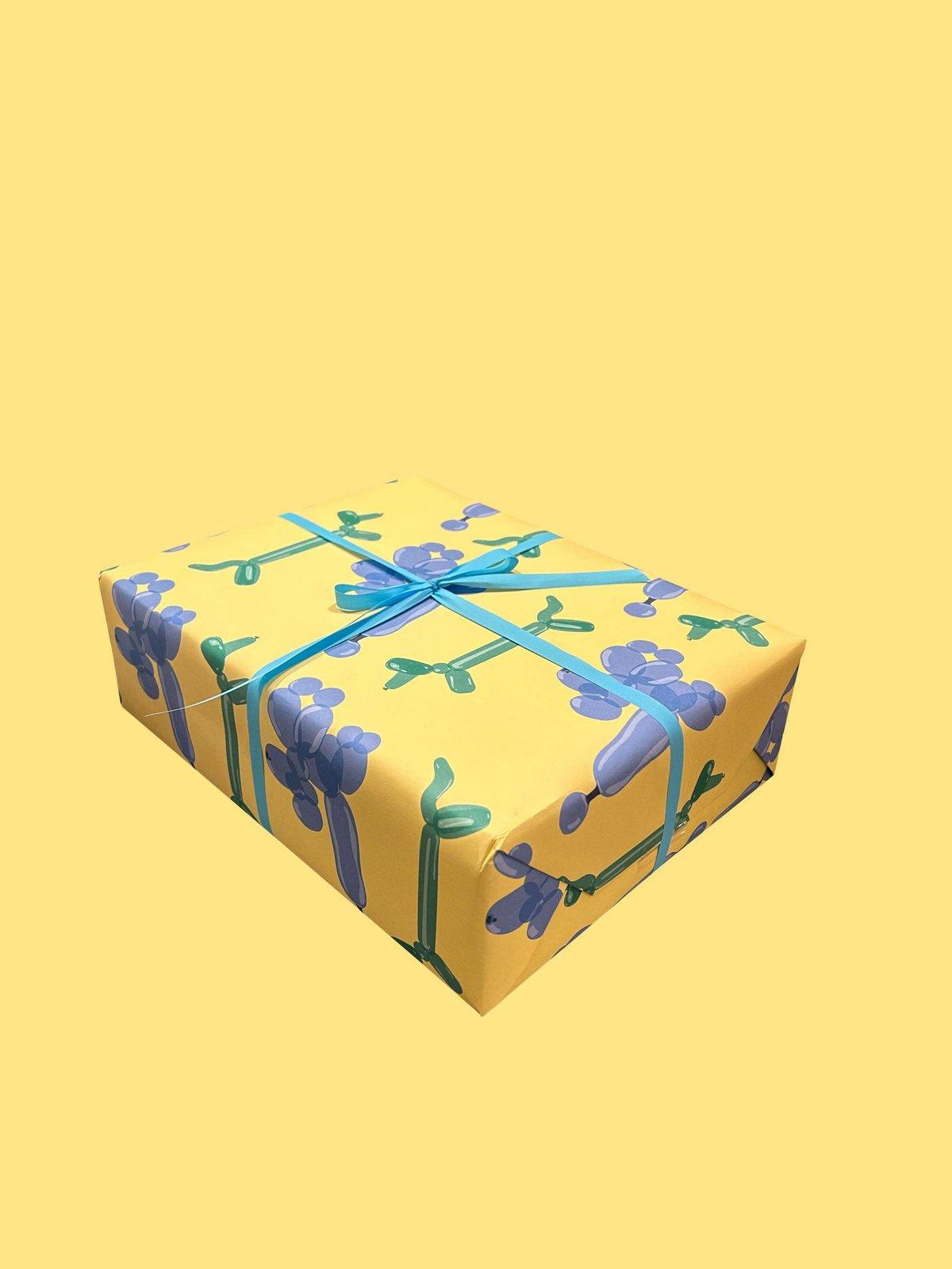 10x Wrapping Paper Balloon Dogs