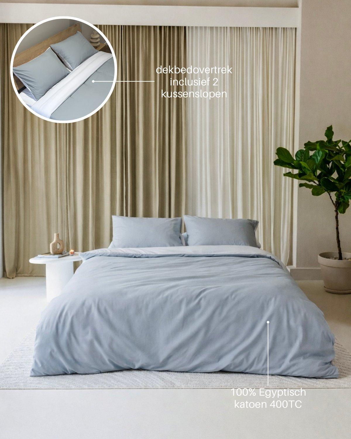 Néarr Duvet Cover Blue - White
