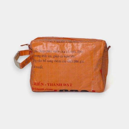 WASH ME | Umweltfreundliches Necessaire in orange