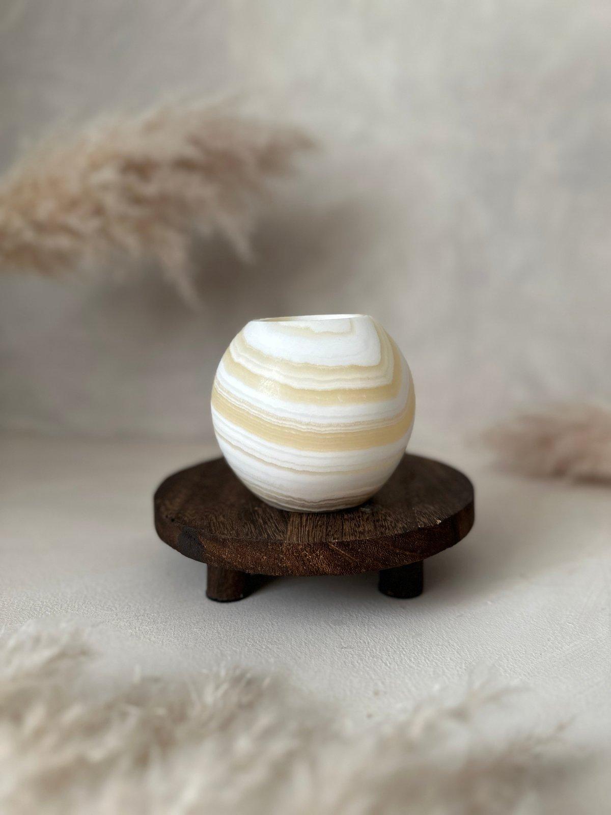 Alabaster | Vale